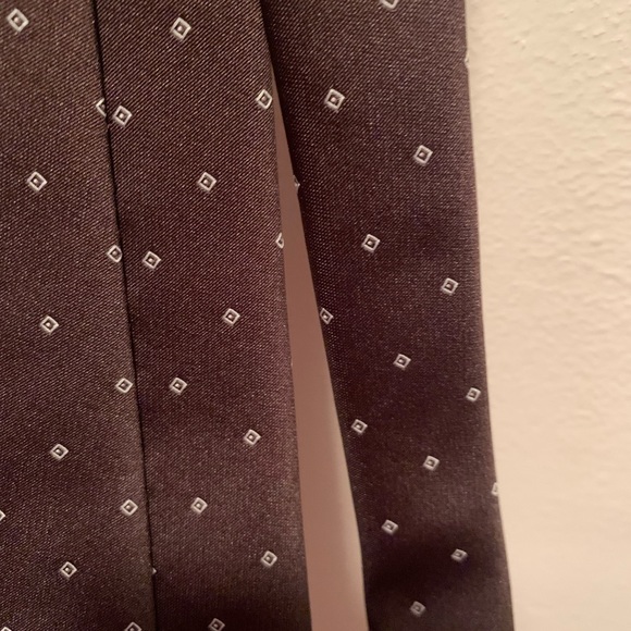 Oscar de la Renta Tie - Picture 7 of 7